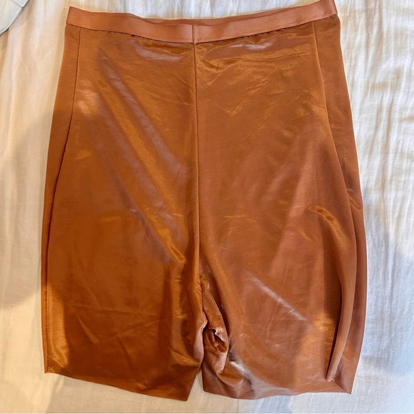 Skims NWT Barely There Mid Thigh Short 3x - Picture 1 of 6